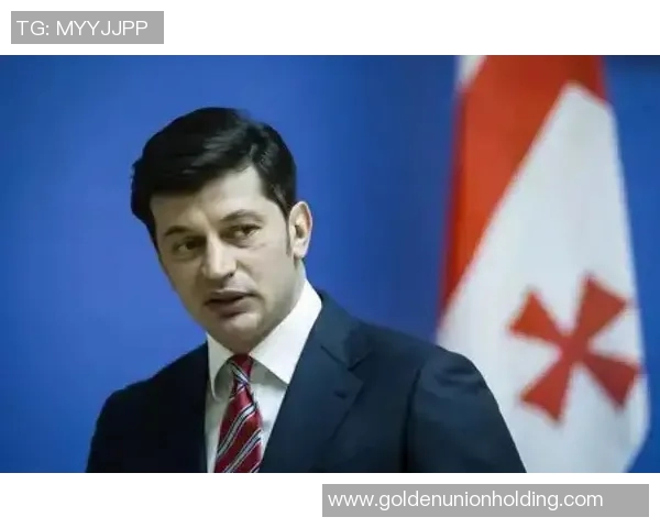 足球明星布莱恩特的传奇人生与赛场背后的故事揭秘