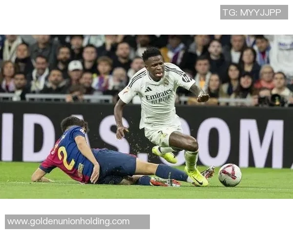 全球足球盛事最新动态解析球迷必看赛事新闻与精彩回顾